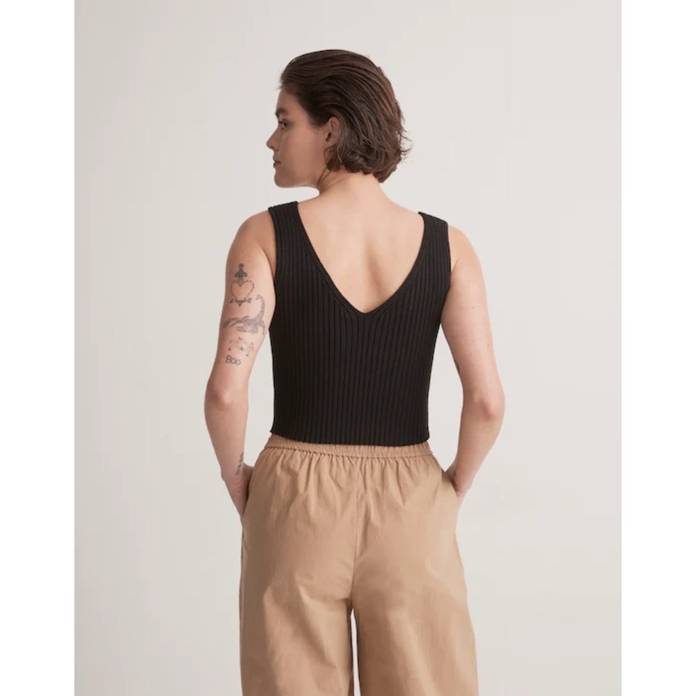 Sz XS Madewell True Black Cropped Rib Knit V-Neck Sweater Tank Top EUC - Picture 5 of 5